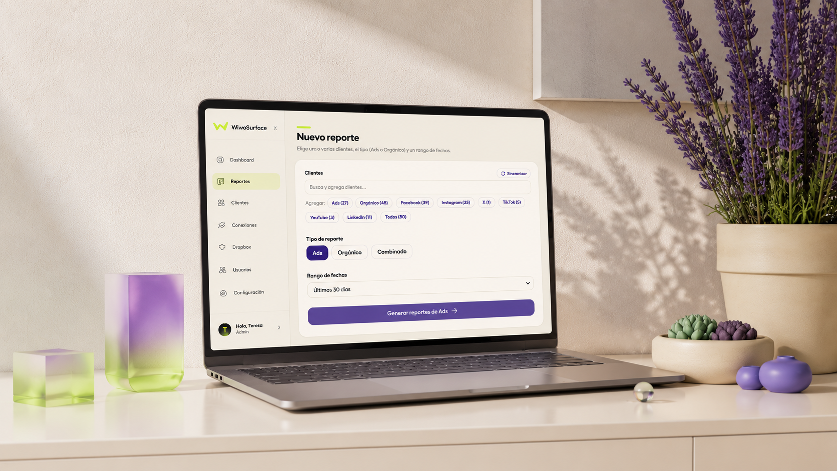 Laptop Wiwo en espacio beige con interfaz de producto